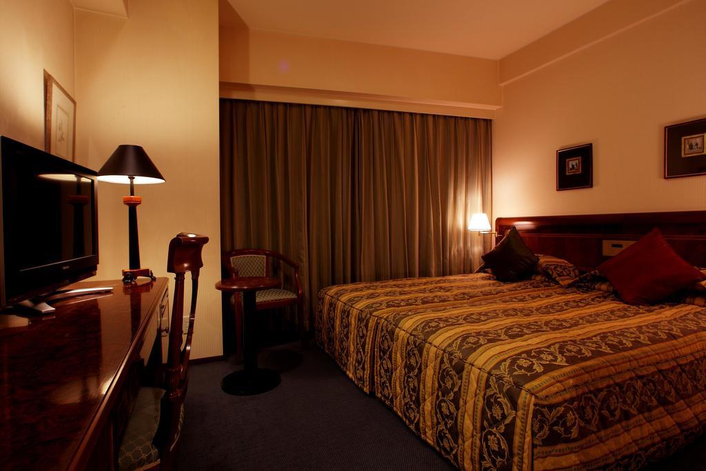 פוקואוקה Dukes Hotel Nakasu מראה חיצוני תמונה